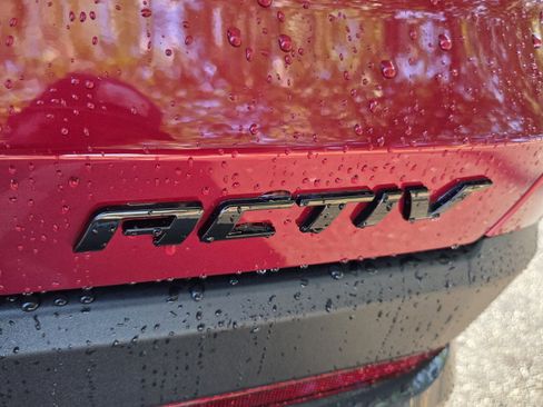 Used 2026 Chevrolet Equinox ACTIV w/ Convenience Package III FWD image 21