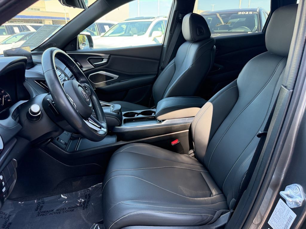 Certified 2025 Acura RDX SH-AWD image 12