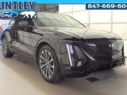 Used 2024 Cadillac Lyriq Sport AWD/4WD image 3