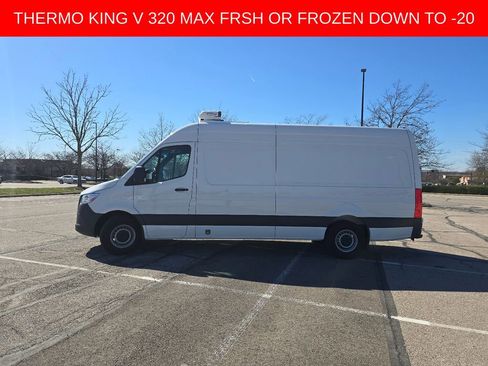 New 2025 Mercedes-Benz Sprinter 2500 image 9