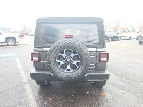 Used 2018 Jeep Wrangler Unlimited Sport S image 8