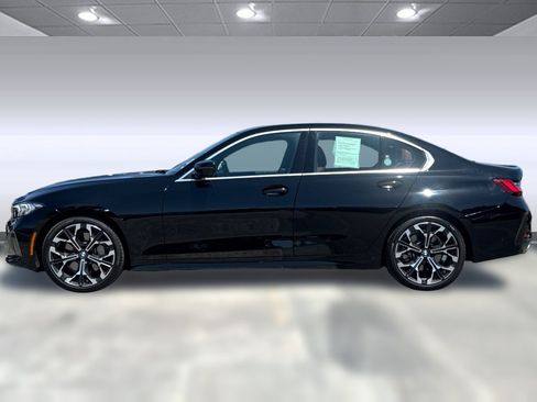 Used 2025 BMW 330i Sedan w/ Premium Package RWD image 2