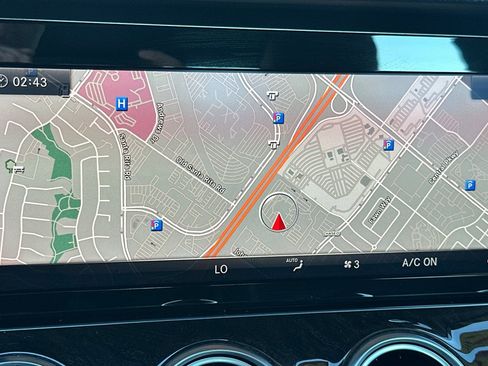 Used 2018 Mercedes-Benz E 300 image 23