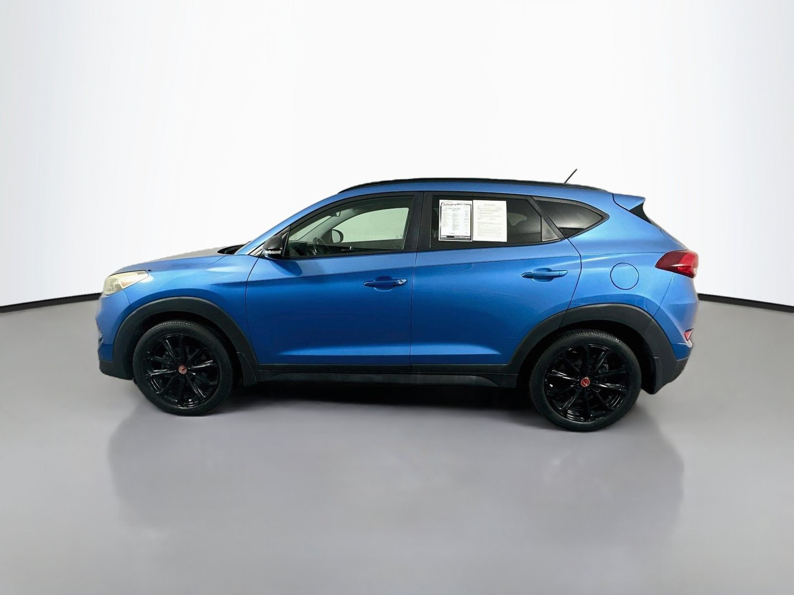Used 2017 Hyundai Tucson Night FWD image 4
