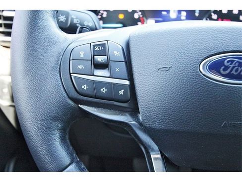 Used 2020 Ford Explorer Limited image 15