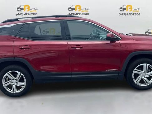 Used 2018 GMC Terrain SLE w/ Driver Convenience Package image 4