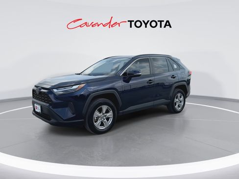 Certified 2025 Toyota RAV4 XLE w/ Convenience Package FWD image 4