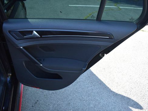 Used 2017 Volkswagen GTI Autobahn FWD image 26