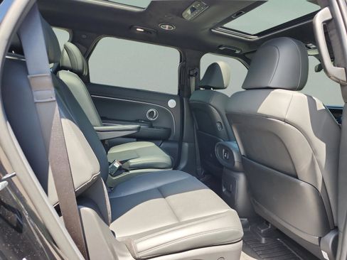 Certified 2026 Hyundai Palisade Calligraphy FWD image 14