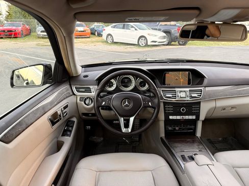Used 2016 Mercedes-Benz E 350 Sedan image 30