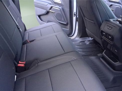 Used 2025 Chevrolet Silverado EV LT image 15