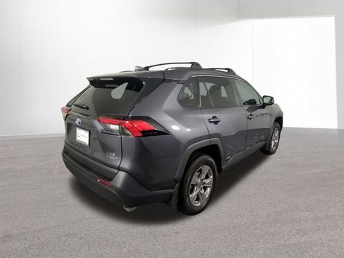 Used 2024 Toyota RAV4 LE image 13