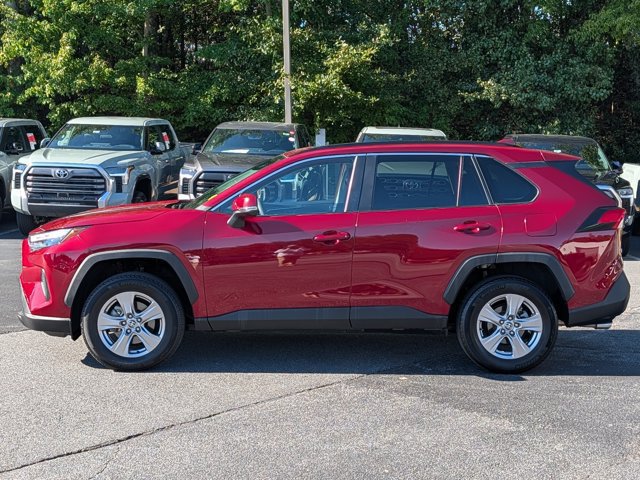 Used 2023 Toyota RAV4 XLE w/ Convenience Package FWD image 4