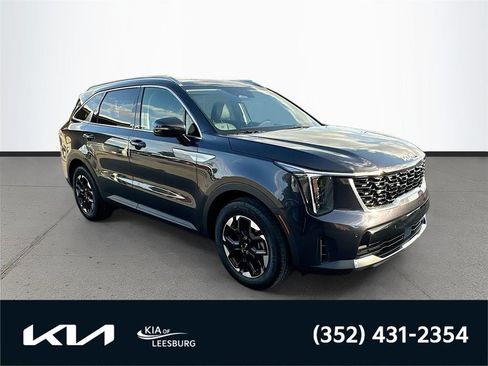 Used 2025 Kia Sorento S w/ Panoramic Sunroof Package image 1