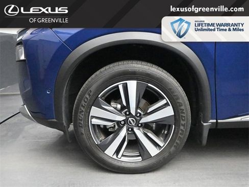 Used 2023 Nissan Rogue Platinum w/ Platinum Premium Package image 9