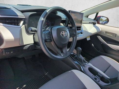 Certified 2025 Toyota Corolla LE FWD image 10