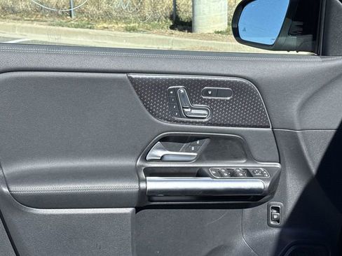 Used 2025 Mercedes-Benz GLA 250 4MATIC image 22