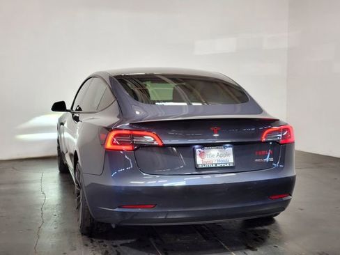 Used 2022 Tesla Model 3 Performance image 23