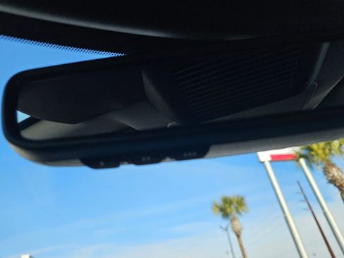 Used 2024 Nissan Pathfinder Platinum image 34