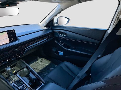 Used 2025 Honda Accord Touring image 24