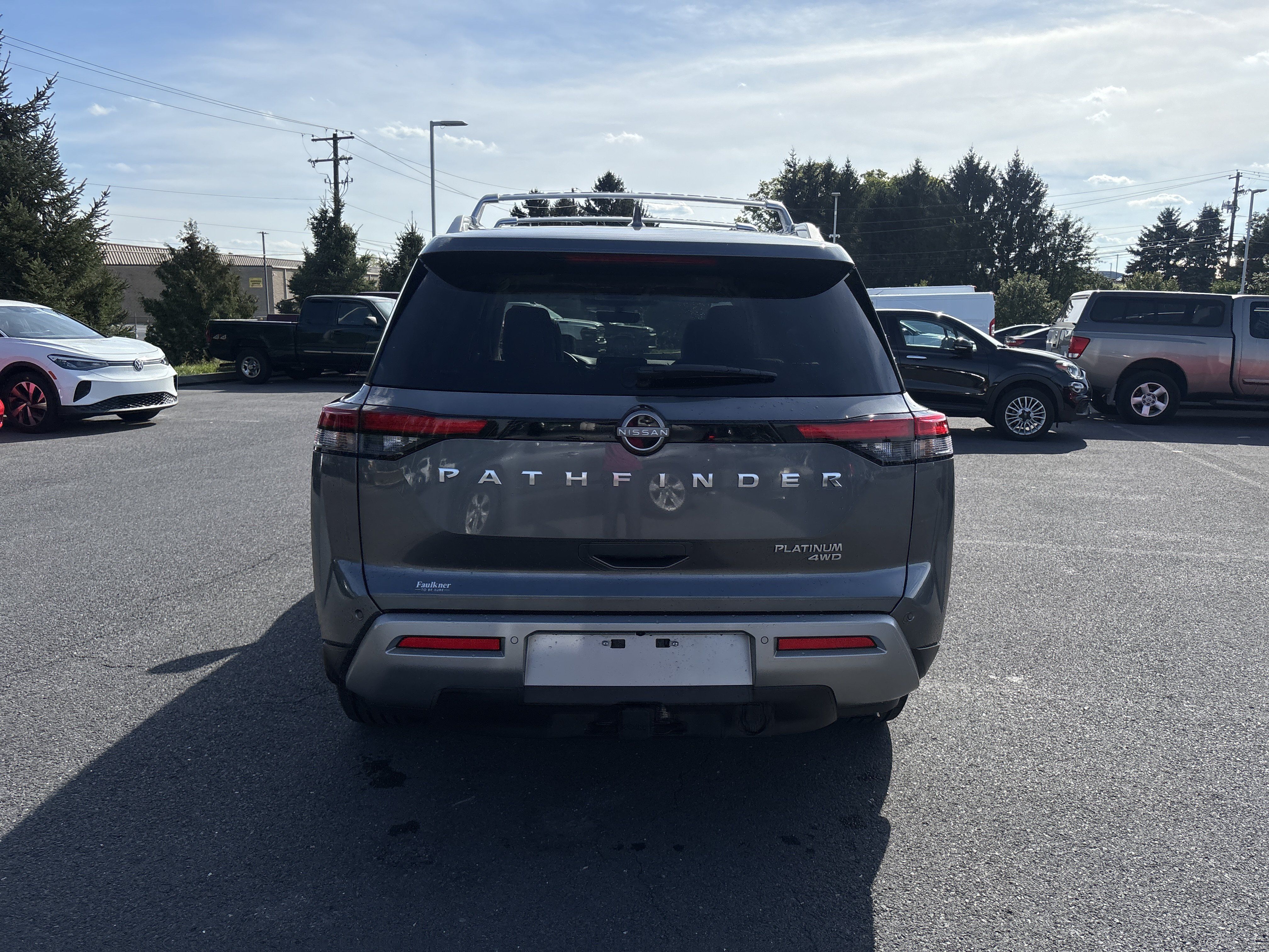Used 2024 Nissan Pathfinder Platinum AWD/4WD image 23