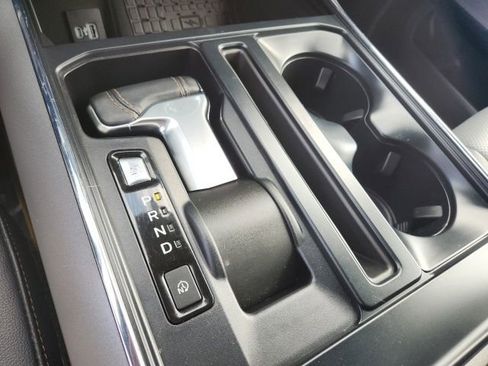 Used 2023 Ford F150 Lightning Lariat image 32