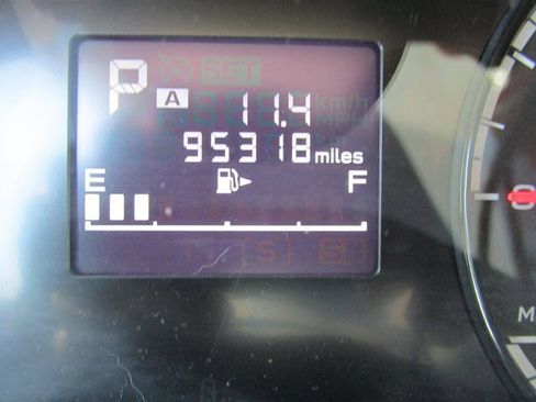 Used 2019 Subaru Impreza 2.0i image 6