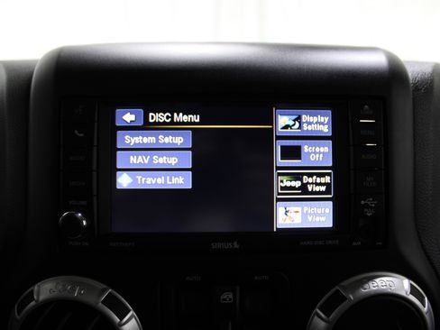 Used 2015 Jeep Wrangler Unlimited Sahara w/ Connectivity Group image 14