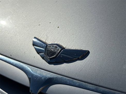 Used 2010 Hyundai Genesis 4.6 w/ Technology Pkg 5 image 15