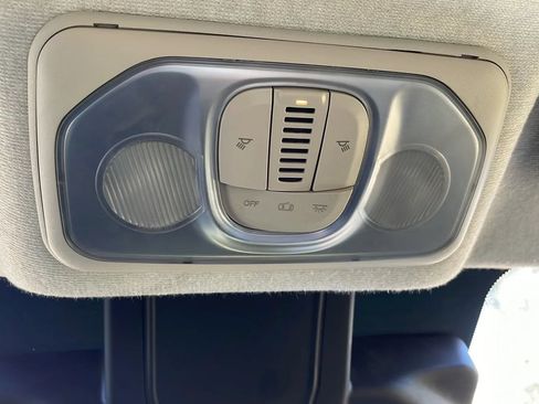 Used 2023 RAM ProMaster 1500 w/ Interior LED Lighting Group FWD image 25