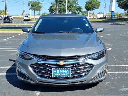 Used 2025 Chevrolet Malibu LS FWD image 13