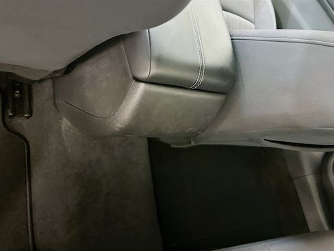 Used 2025 Nissan Altima 2.5 SV FWD image 27