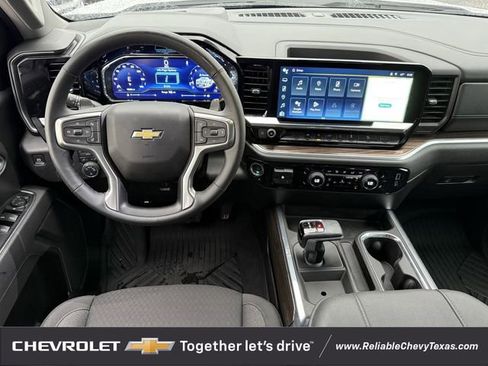 Certified 2025 Chevrolet Silverado 1500 LT image 13
