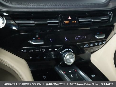 Used 2023 Acura MDX SH-AWD w/ Advance Package image 27