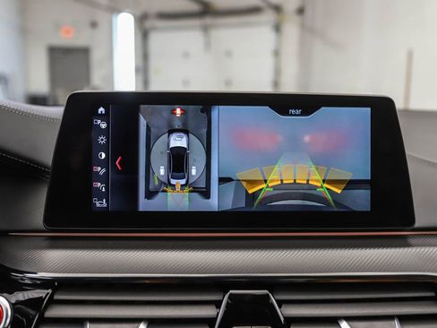 Used 2018 BMW M5 AWD/4WD image 18