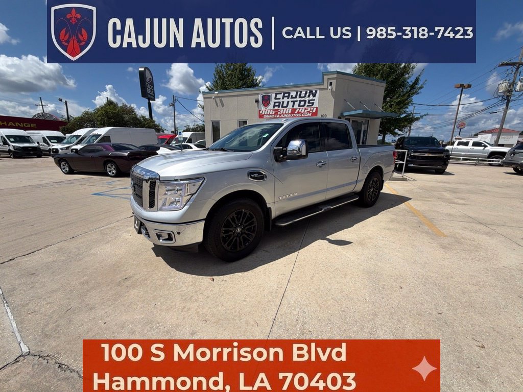 Used 2017 Nissan Titan SL w/ SL Towing Convenience Package RWD image 1
