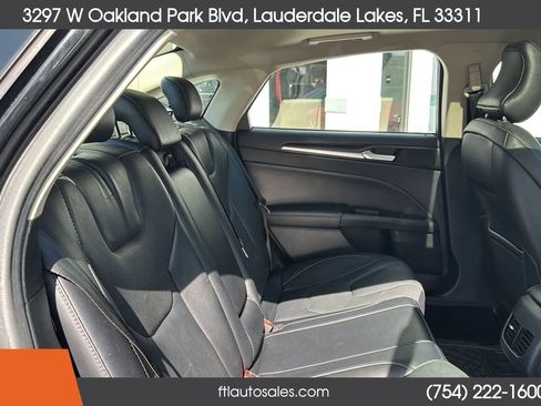 Used 2017 Ford Fusion Titanium FWD image 27