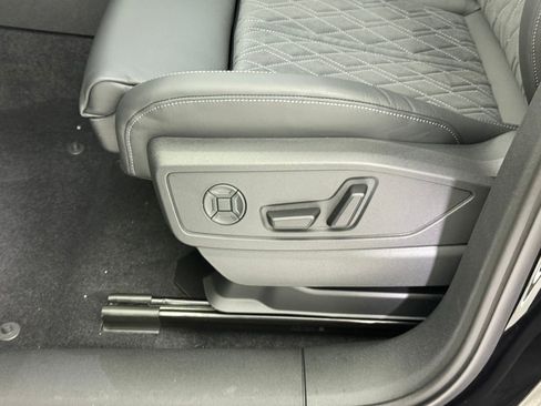 New 2025 Audi SQ5 Premium Plus image 13