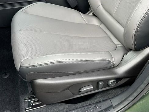 New 2026 Subaru Outback Limited AWD/4WD image 18