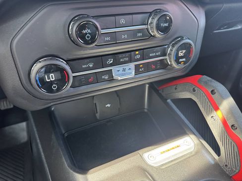 Used 2023 Ford Bronco Heritage Edition AWD/4WD image 14