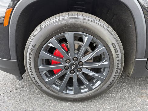 Used 2022 Chevrolet Traverse RS image 11