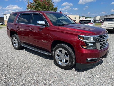 Used 2019 Chevrolet Tahoe Premier RWD image 4
