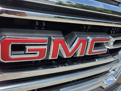 Used 2021 GMC Sierra 1500 SLT w/ SLT Premium Package AWD/4WD image 32