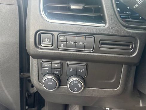 Used 2024 Chevrolet Tahoe LT AWD/4WD image 26