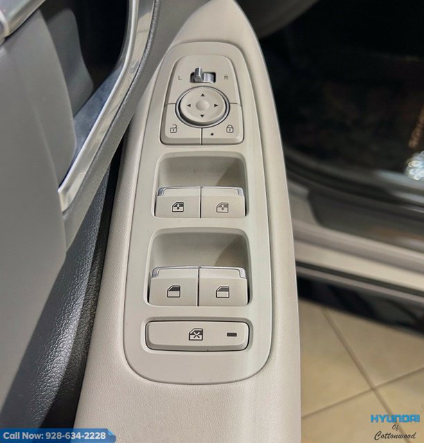 Used 2023 Hyundai Sonata SEL FWD image 23