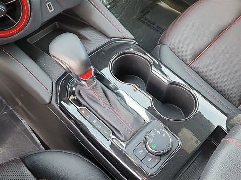 Used 2025 Chevrolet Blazer RS image 24