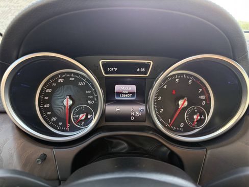 Used 2017 Mercedes-Benz GLS 450 4MATIC image 33