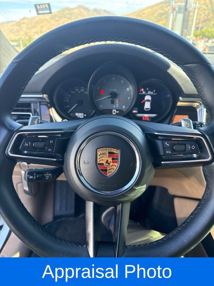 Certified 2023 Porsche Macan S AWD/4WD image 7