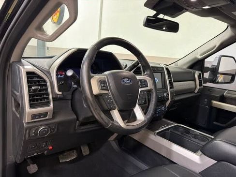 Used 2020 Ford F350 Lariat w/ Lariat Ultimate Package AWD/4WD image 19