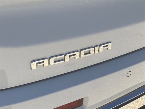 Used 2019 GMC Acadia Denali image 23